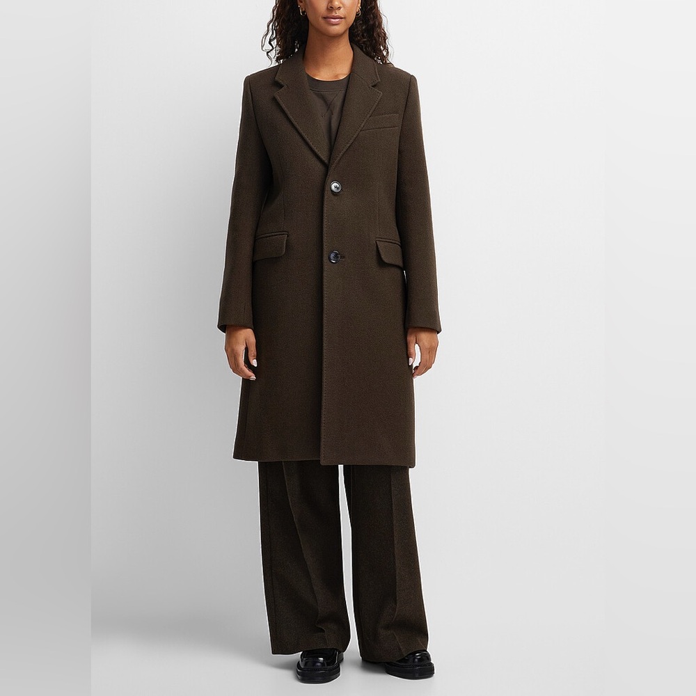 AMI- Brand new with tags Brown 100% virgin WOOL coat